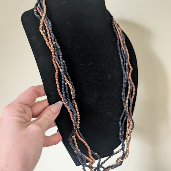 Elegant Beaded Necklace in Blue and Tan - Picture 2 of 8